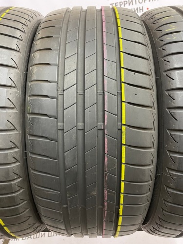 Bridgestone Turanza T005 R19 225/40 93W