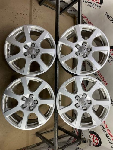 Литьё Audi orig R17 5x112 СТ66.5 ET 39