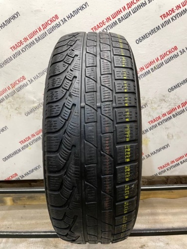 Pirelli Winter Sottozero 210 Serie II R17	205/65