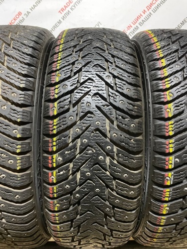 Nokian Tyres Hakkapeliitta 8 R 16 20555