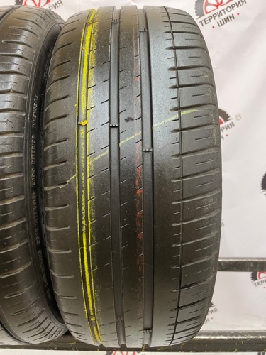 Michelin Pilot Sport 3 R18	215/45