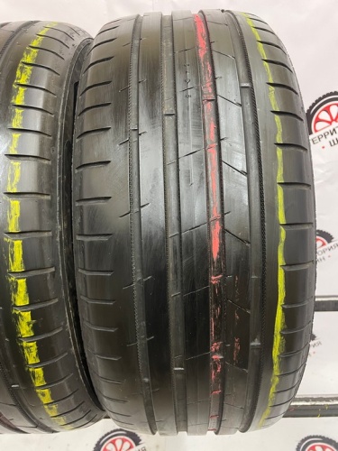 Ikon Tyres Autograph Ultra 2 R17 215/50 95W