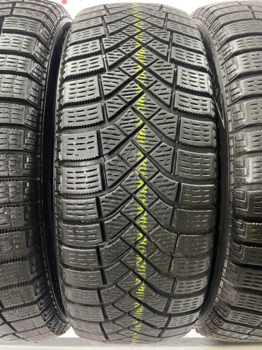 Pirelli Ice Zero FR R15 185/60