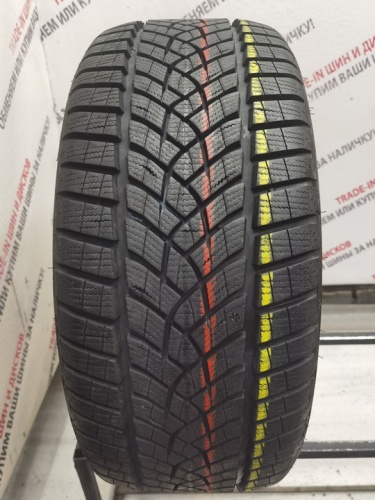 Goodyear UltraGrip R18 205/40