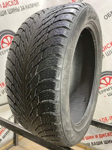 Nokian Hakka R3 R18 235/45