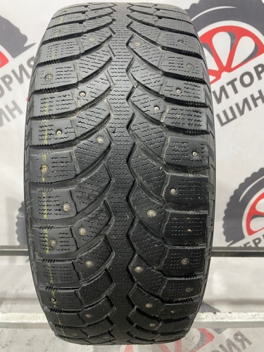 Bridgestone Blizzak Spike-01 R16 235/60