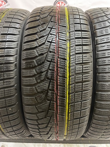 Hankook winter i*cept evo 2 R17 205/45 88V
