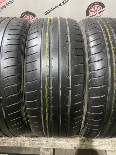 Goodyear EfficientGrip R17 215/50