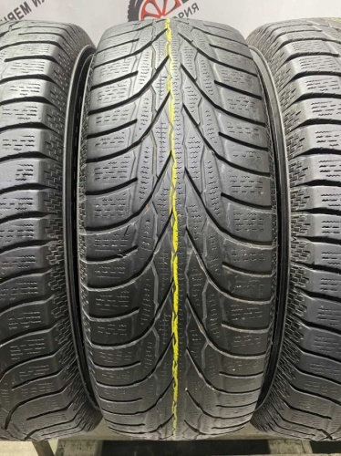 Kumho WinterCraft Ice Wi51 R16 215/65