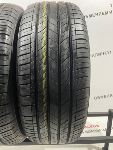 Goodyear EfficientGrip R17 215/55