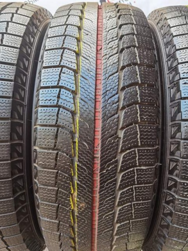 Michelin Latitude X-Ice 2 R17 225/65