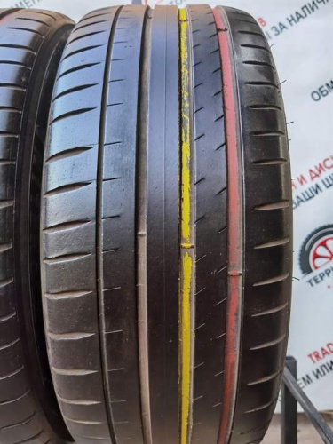 Michelin Pilot Sport 4S R20 235/45
