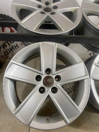 Литые Поло R15 5x100/57,1/ET38/J5