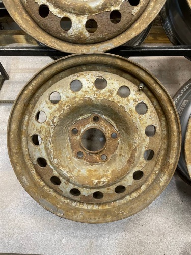 Штампы R16	 5*114,3  ЕТ45  6,5J  ЦО 67,1