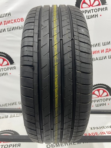 Goodyear EfficientGrip R17 215/55