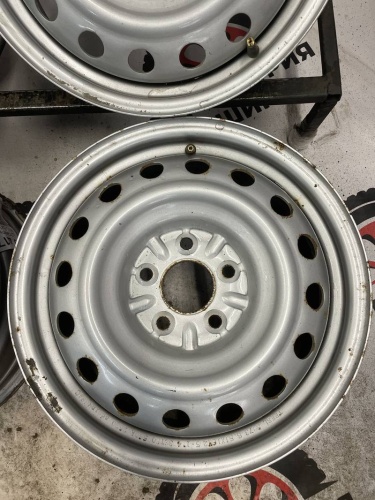 Штампы Рено  R16 5x114.3 ЦО 66.1 ЕТ50 5J