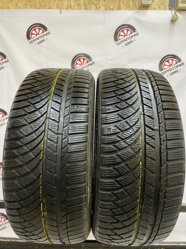 Kumho WinterCraft KW72 R18245/45 100V