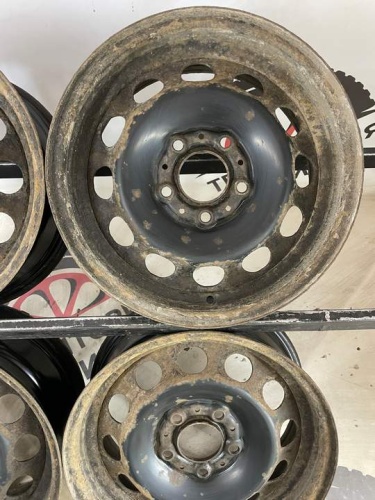 Штампы BMW 1 e87 R16 5x120/72,6/ET45/J6,5