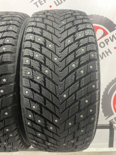 iLink Wintervorhut Stud II R20 245/40