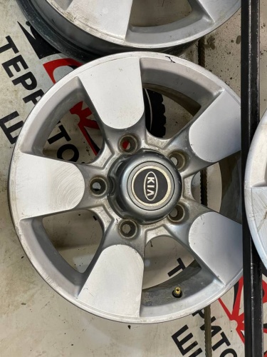 Диски литые оригинал KIA Sportage I R15 5*139,7 6,5J ET40 ЦО 95.3