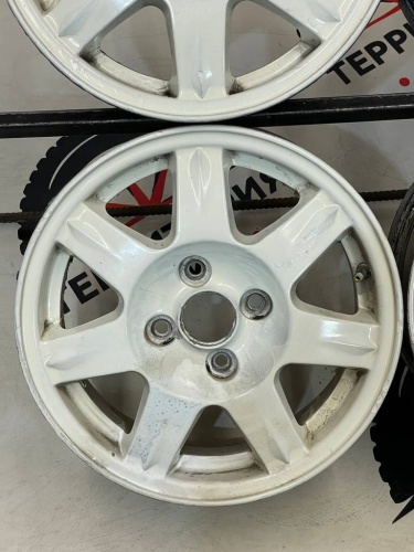 Литье R14 4*100 5.5J ET45 ЦО 54,1