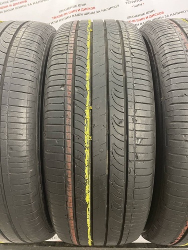 Nexen Classe Premier CP672 215/60 R17