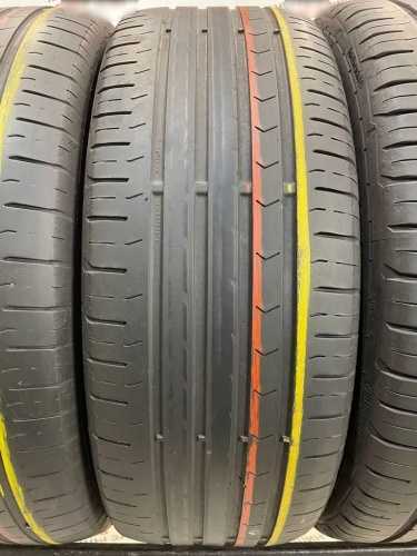 Continental ContiPremiumContact 5 R17	215/60