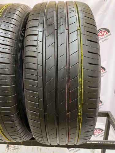 Goodyear EfficientGrip Performance R17 215/55 94V