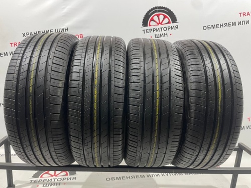 Goodyear EfficientGrip R17 215/55