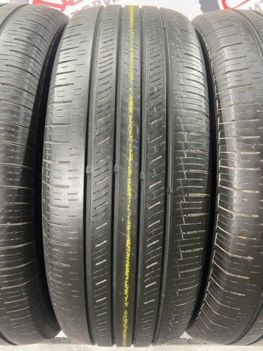 Nexen Roadian GTX R17 235/65