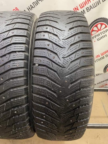 Kumho wi31 R16 215/65