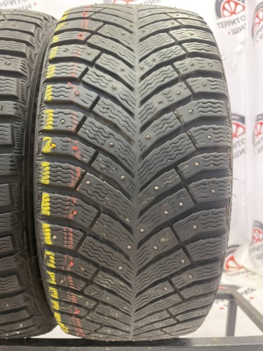 Michelin X-Ice North 4 R 18	235/45
