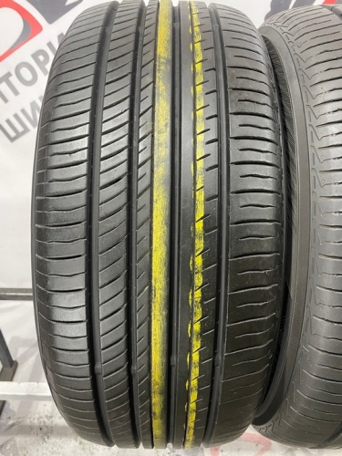 Yokohama Advan dB V552 R16 225/55