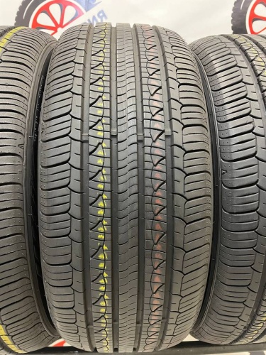 Nexen Npriz AH8 215/50/17