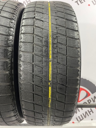 Bridgestone Blizzak Revo2 R16 215/60