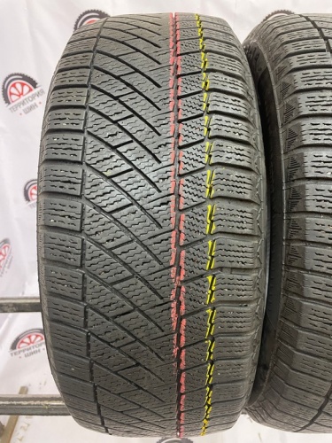 Continental ContiVikingContact 6  R16 215/55 T97