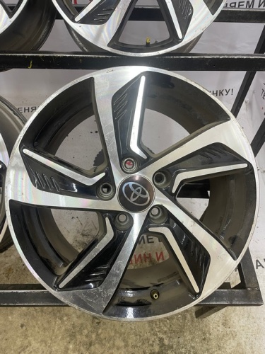 Литьё Toyota R17 5*114,3 7J ET50 ЦО64,1