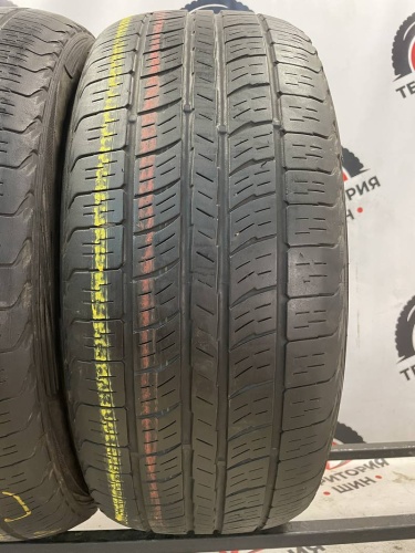 Kumho Road Venture APT R18 235/55