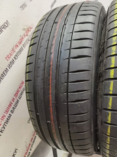 Michelin Pilot Sport 4 R19 225/45