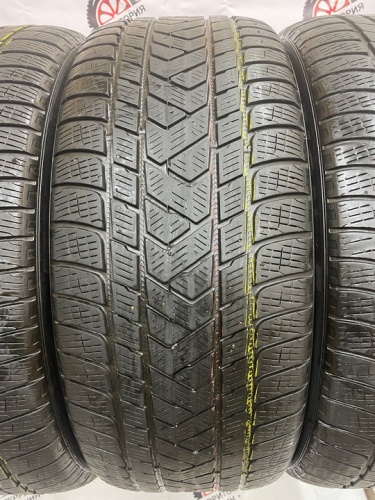Pirelli Scorpion Winter 275/40 R22 V108 Pirelli Scorpion Winter 275/40 R22 V108