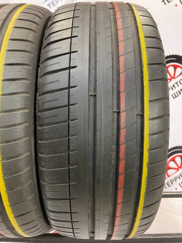 Michelin Pilot Sport 3 R18	235/45