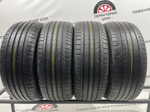 Goodyear EfficientGrip R17 215/55