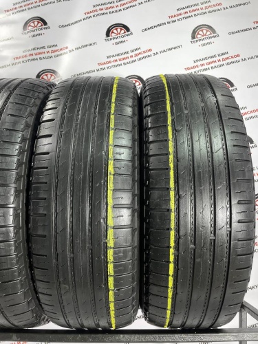 Nokian Tyres  Hakka Blue  R16	215/70