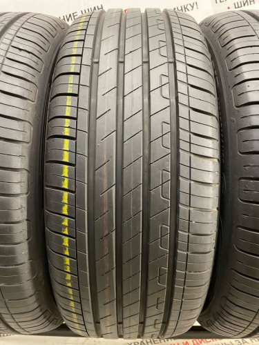 Goodyear EfficientGrip Performance R17	215/55