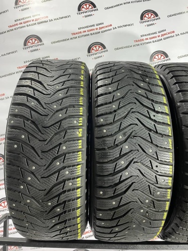 Kumho WinterCraft SUV ice WS31  235/65 R17