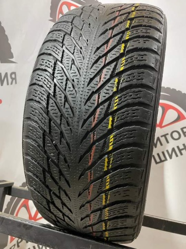 Nokian HKPLT R3 R18 235/45