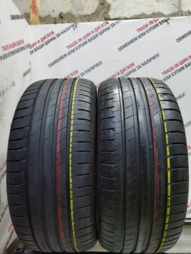 Goodyear Efficient Grip Perfomance R17	225/45