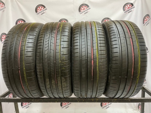 Pirelli P Zero 255/40 R21