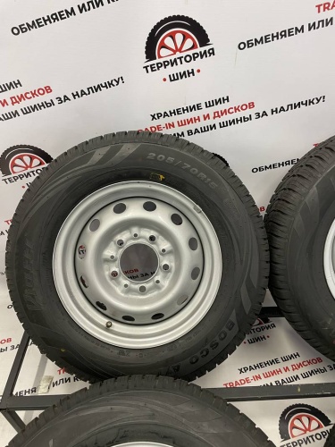 Колёса в сборе NIVA Viatti Bosco A/T R15 205/70 H96 5x139.7 ЦО98.5 6J ET40