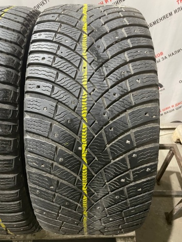 Pirelli Scorpion Ice Zero 2 R21 285/40 Pirelli Scorpion Ice Zero 2 R21 285/40